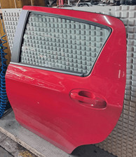 670040D210 Porta post. SX