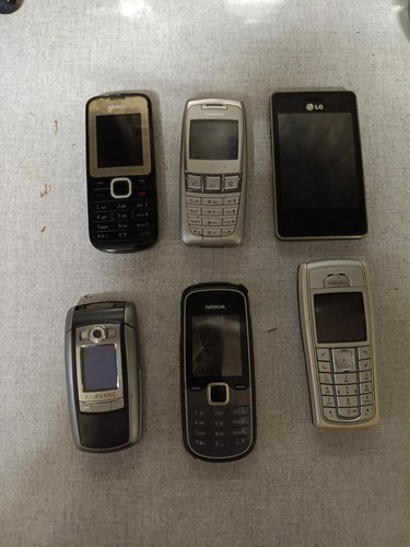 Telefoni vecchi - telefoni,