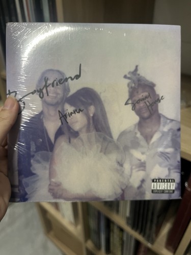 Ariana grande boyfriend - ariana,