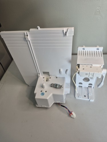 Gruppo dispenser motore