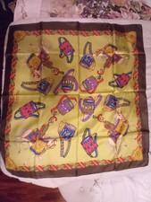 Foulard Salvatore Ferragamo 100%  seta Nuovo 