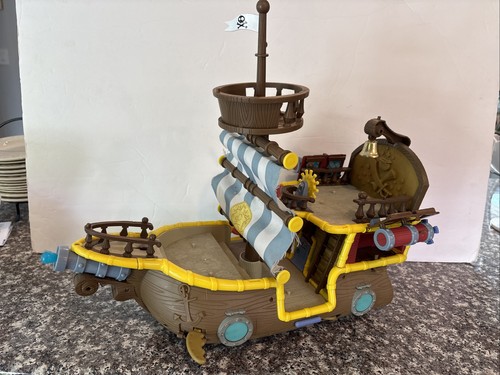 Nave vintage jake pirati - vintage,