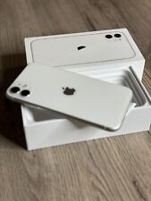 Apple iPhone 11 - 64GB -