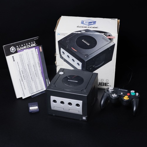 Nintendo gamecube console - nintendo,