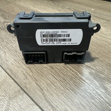 08-16 Chrysler TOWN & COUNTRY