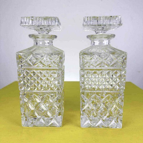 Coppia bottiglie vintage in - di,