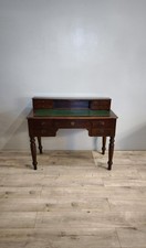 81667 Scrittoio in legno con cassetti e piano verde