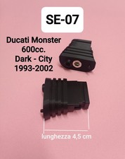 PAIR OF RUBBER MOUNTS FOR