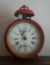 Antica sveglia a carica