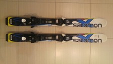 SALOMON X-Race Jr. XS 90 cm + bastoncini da sci * prezzo consigliato 226 EUR *