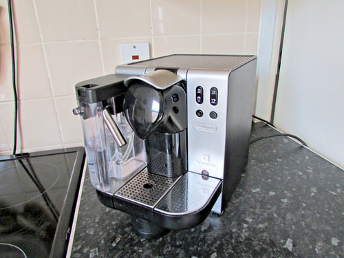Delonghi lattissima nespresso - delonghi,