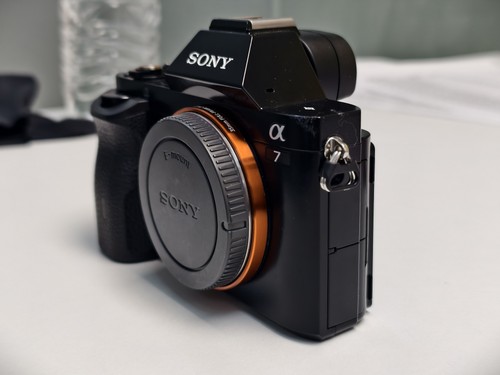 Sony alpha 3 megapixel - a7, 24,3