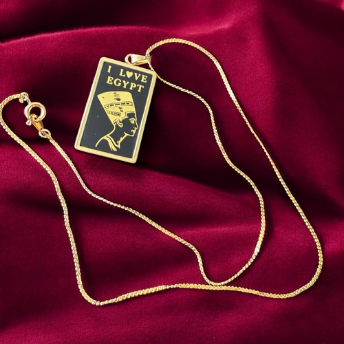 Collana con ciondolo - , neferti
