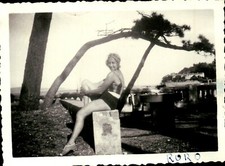 FOTO DI RAGAZZA FRANCESE IN COSTUME DA BAGNO - 1930ca -