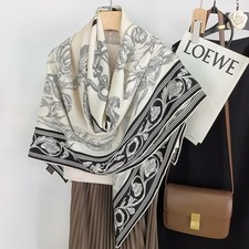 Sciarpa scialle doppio viso Sallys 70% cashmere e 30% seta stola stampa fiori 53"