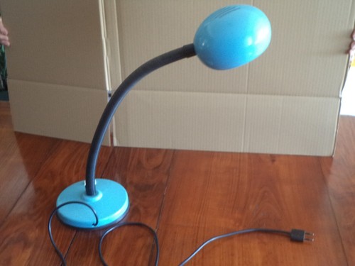 Vecchia lampada metallo - lampada, in