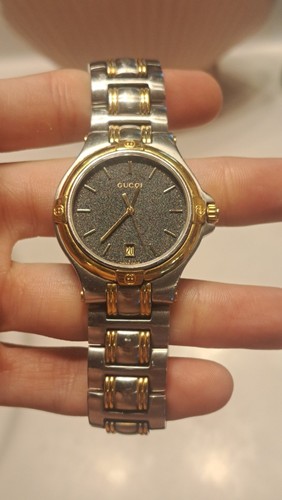 Gucci vintage 9040m two - vintage, two-tone