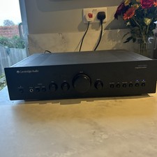 Amplificatore integrato Cambridge Audio Azur 540A V2 nero - senza telecomando