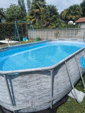piscina usata fuoriterra Bestway 56714 con oblò Swim vista ovale 427x250x100cm