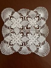 CENTRINO QUADRATO FATTO A MANO