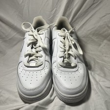 Nike Air Force 1 LE