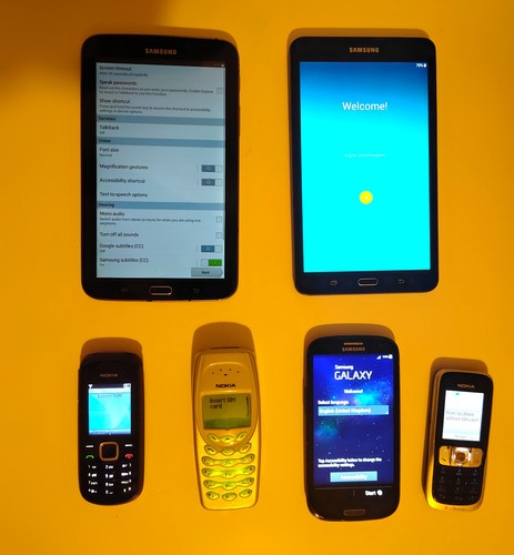 Lot old phones 3x - lot, of