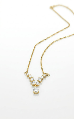 Collana con pendente forma - a,