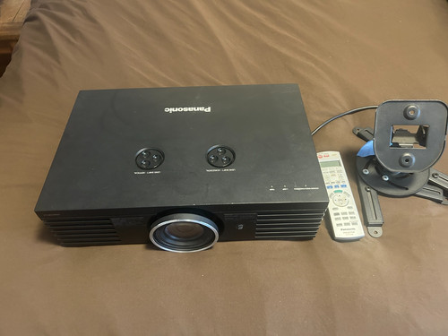 Proiettore panasonic 1080p - proiettore,