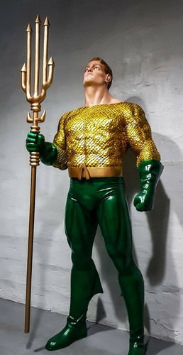 Nuova statua personalizzata - nuova,