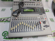 Yamaha 01V Console Mixer Audio