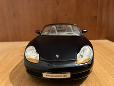 Modellino auto scala 1:18