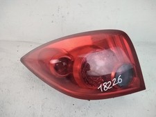 STOP FANALE POSTERIORE DESTRO PER NISSAN Primera Berlina 2° Serie 26550AU21B F9