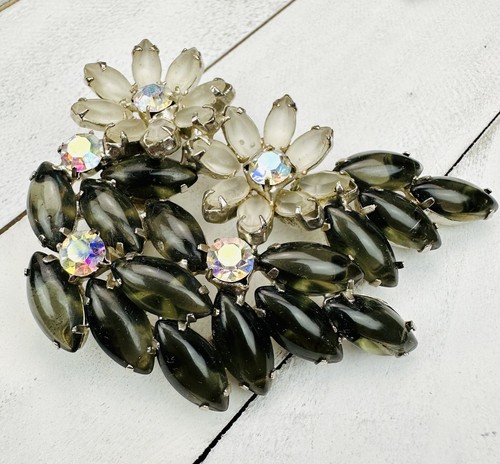 Spilla grande marchesa fiore