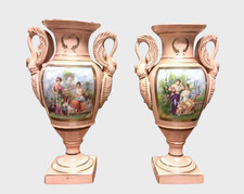 Coppia di vasi in porcellana stile impero