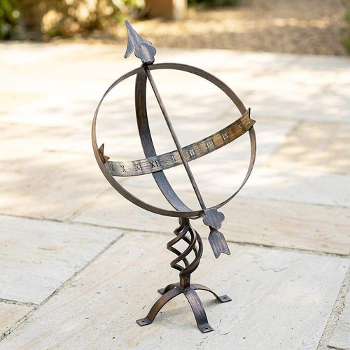 Orologio solare giardino