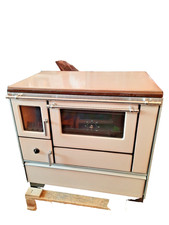 STUFA A LEGNA CON FORNO CUCINA