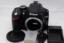 Nikon D3200 con 11982 scatti