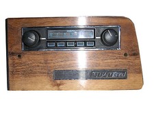 Autoradio Autovox AM linea azzurra per Fiat 132 