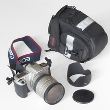 Canon EOS 300 con obiettivo