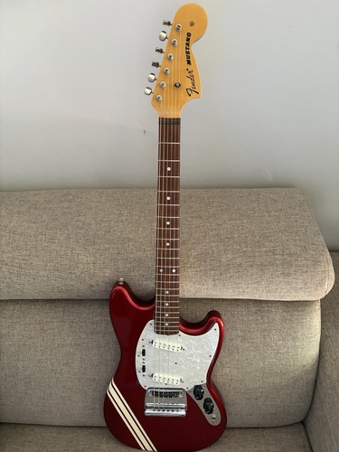 Fender mustang competition - competition,