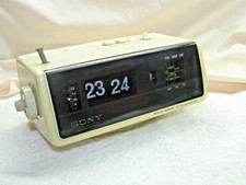 SONY  DIGIMATIC  -8FC-100L  RADIOSVEGLIA  - - Space Age Design 1972  !!