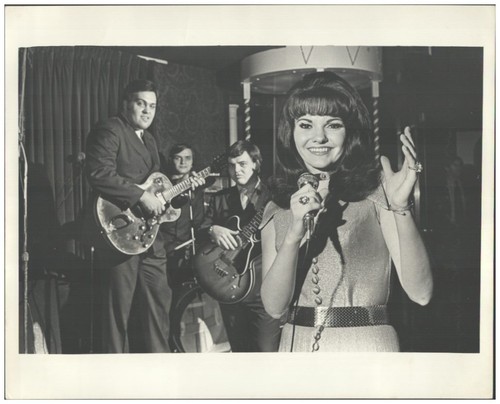 C100 tami novak and band - c100/,
