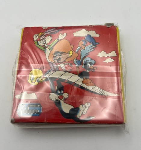 Vintage looney tunes mini film - looney,