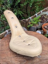 Sedile stile Cobra adatto