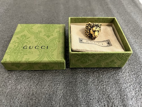 Gucci lion head - head, ring