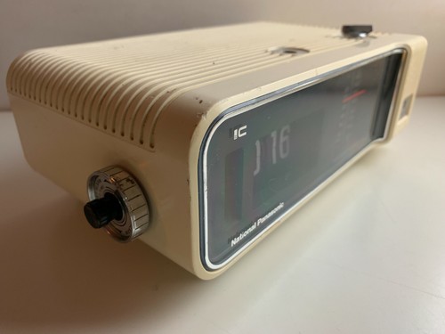 Rare radio reveil vintage - rare,