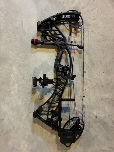 Hoyt alpha axius 80lb right - alpha, 70-80lb