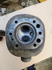  Testa cilindro lato sinistro