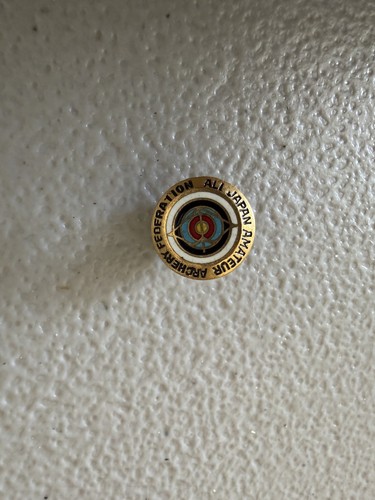 Spilla tiro con arco - spilla, l'arco