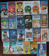 Lotto 24 VIDEOCASSETTE VHS WARNER BROS MGM TEX AVERY LOONEY TUNES PUFFI cartoons